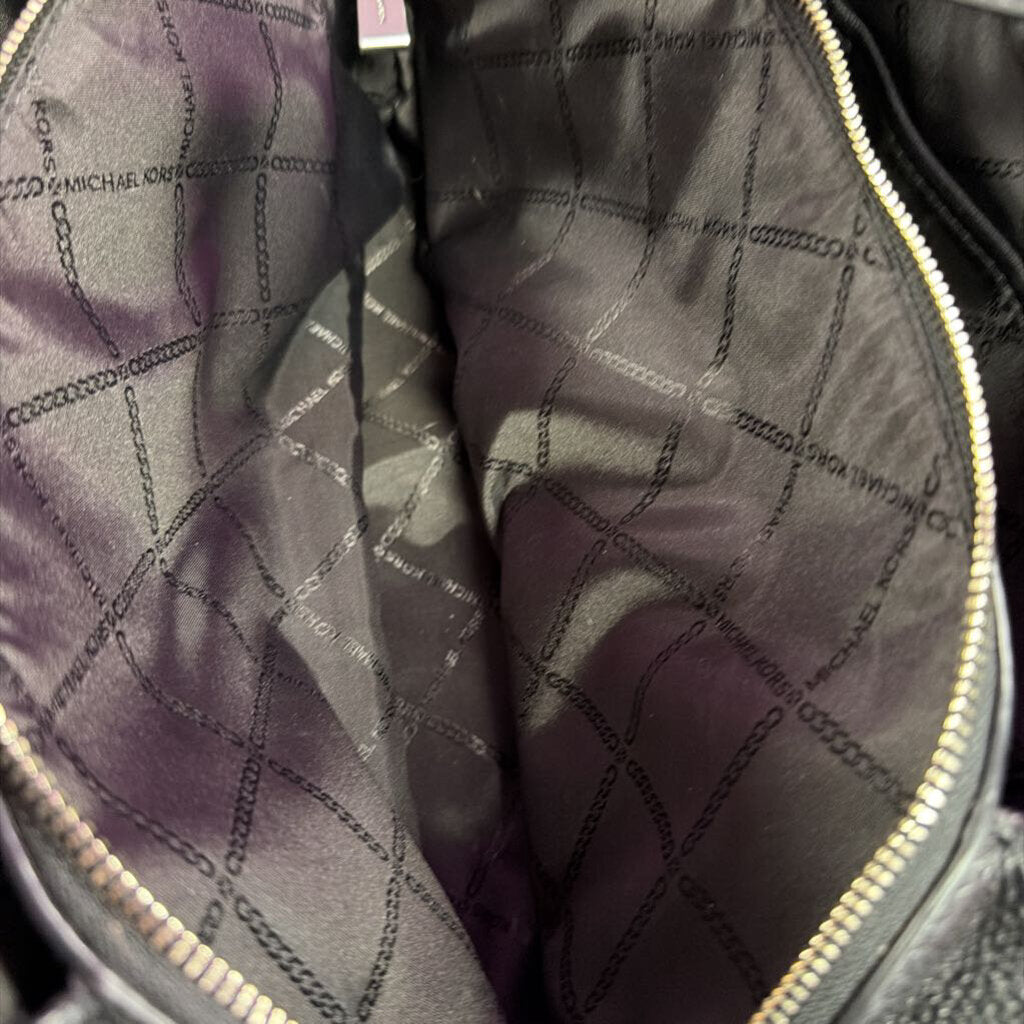 Michael Kors Rosemary Pebbled Hobo As Is Marks On One Strap