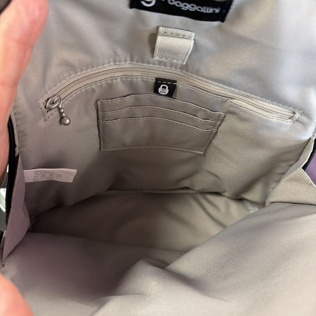 Baggallini RFID Memphis Convertible Backpack