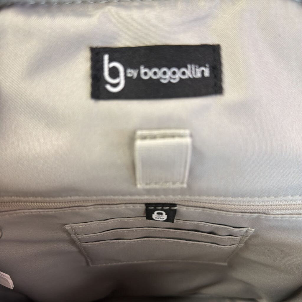 Baggallini RFID Memphis Convertible Backpack