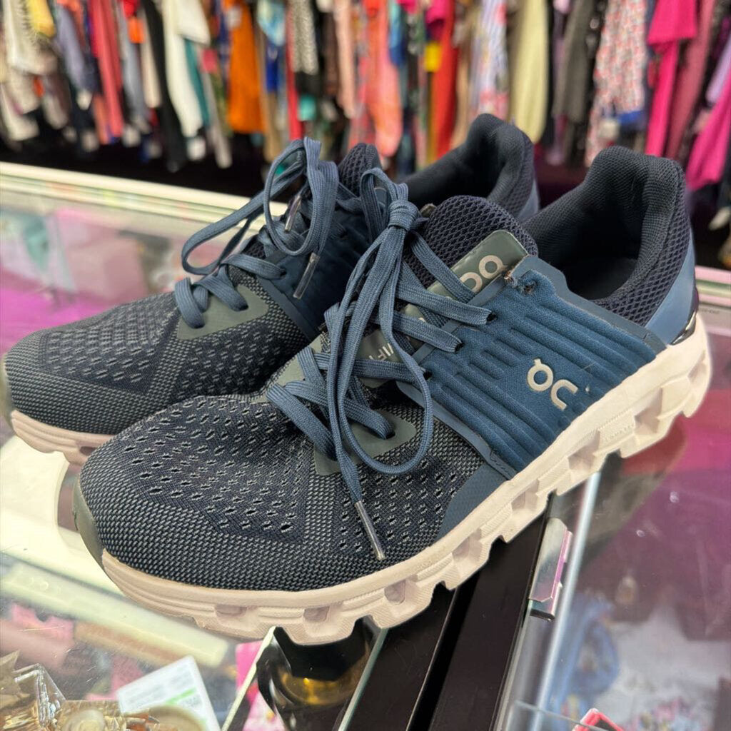 8 OC Running shoes have a split in lace hole Sold As is