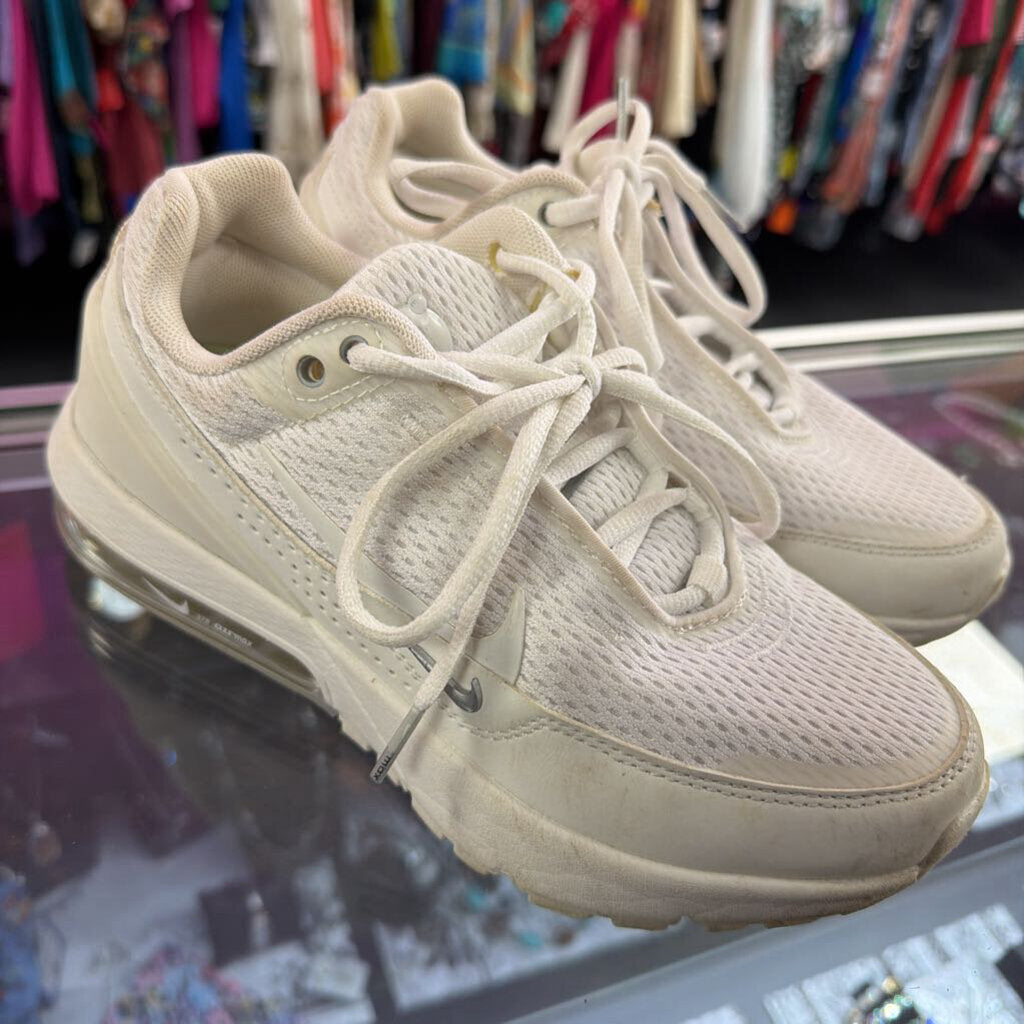 8 Nike Air Max Pulse FD6409-101