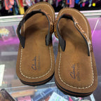 10 Clarks Fenner Nerice Flip Flop Honey Brown Colorway