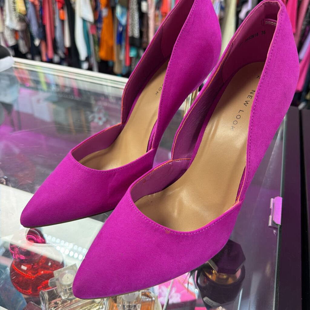 10 New Look Cutaway Silhouette Pointed Toe Pump