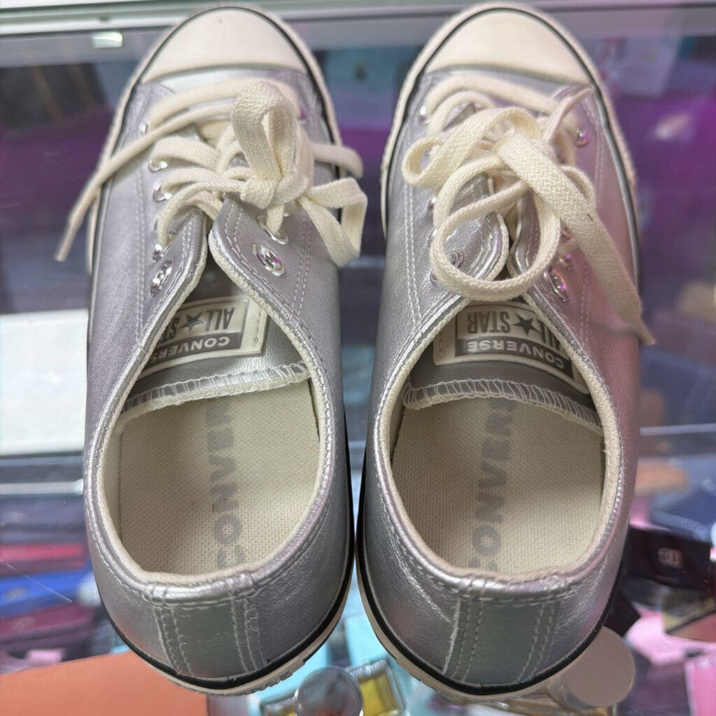 6.5 Converse Metallic Sneaker