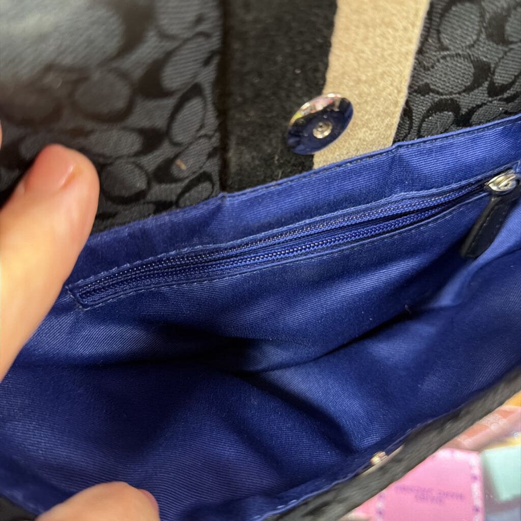 Coach Signature Jacquard Voyager Messenger Bag
