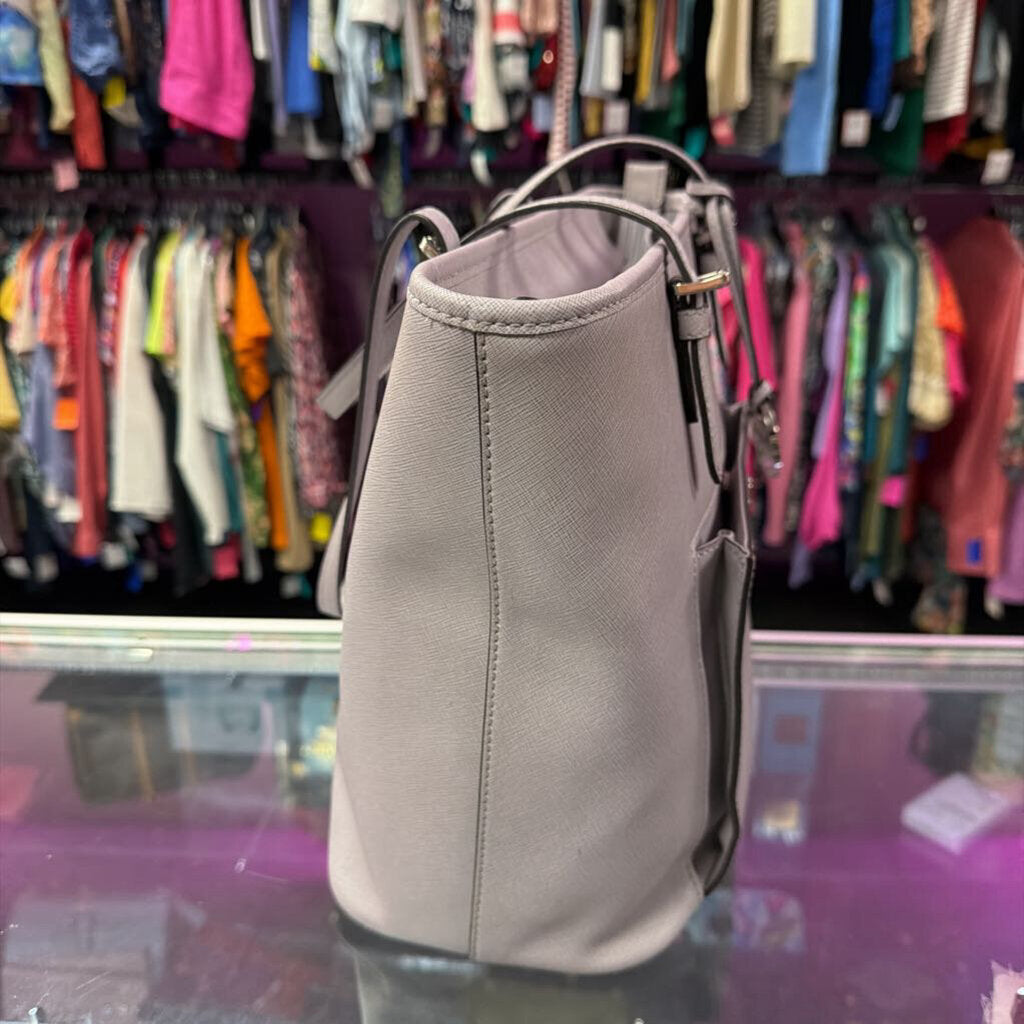 Michael Kors Jet Set Snap Pocket Tote