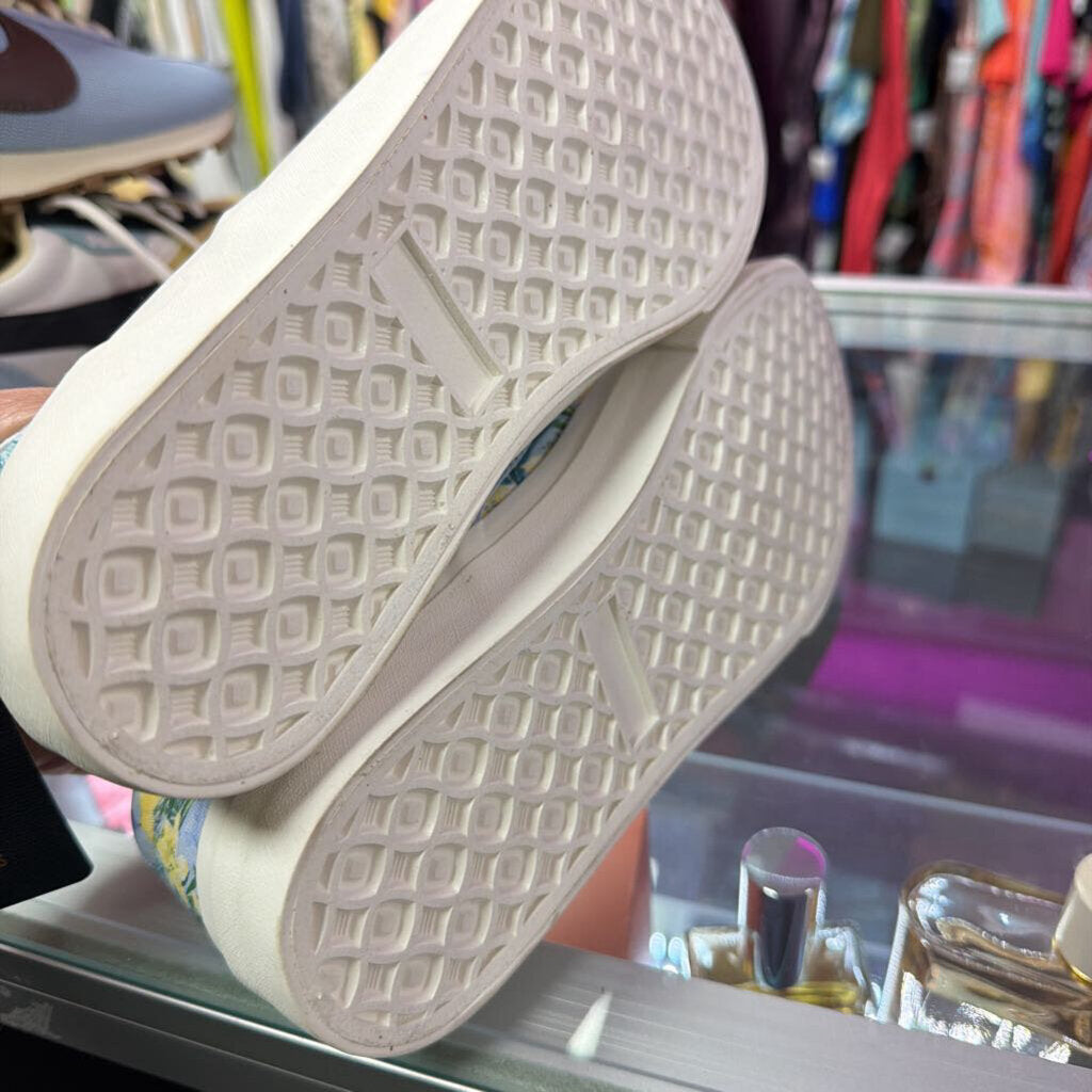 8 Tommy Bahama Slide On Floral Sneaker