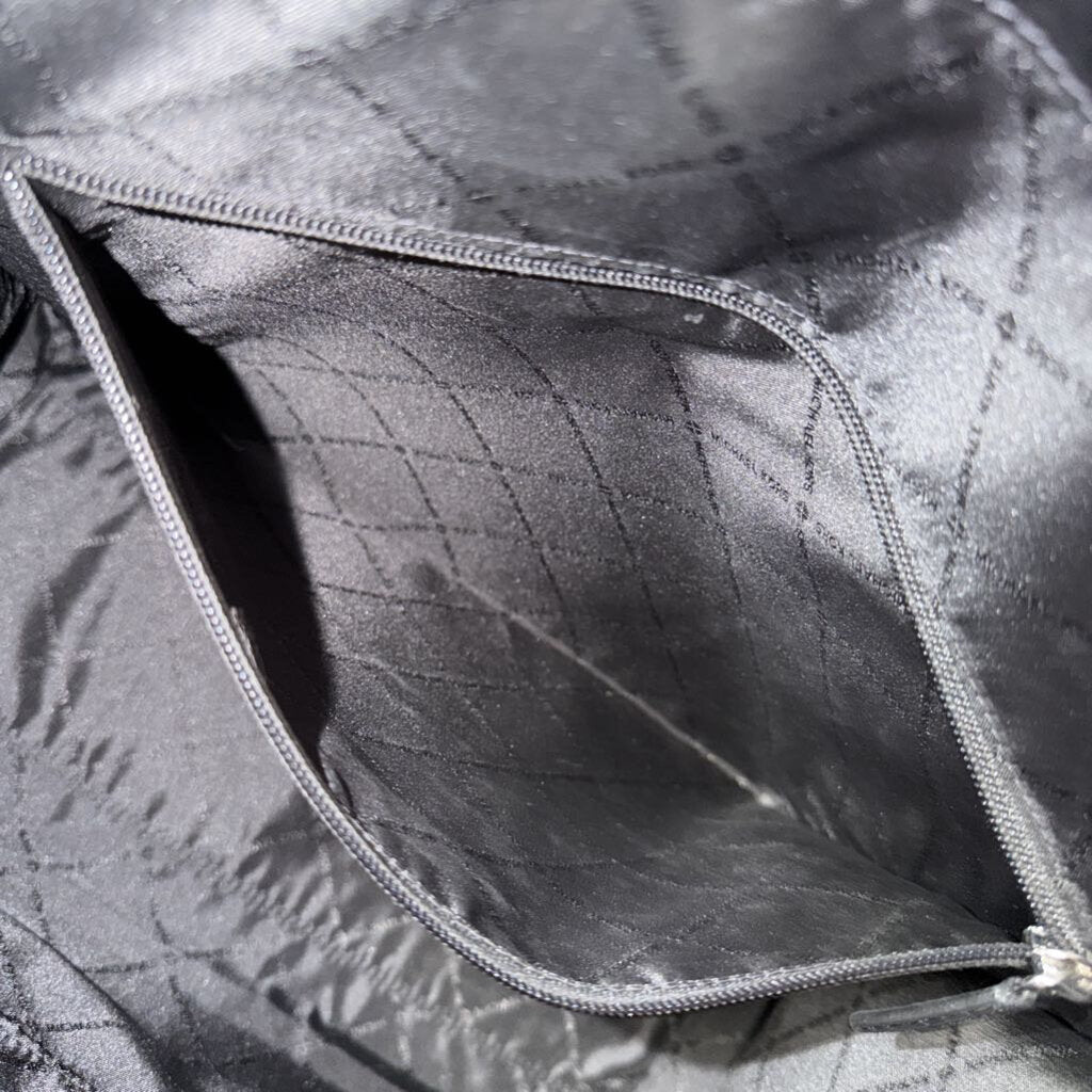 Micheal Kors Kenly Monogram Saffiano Tote