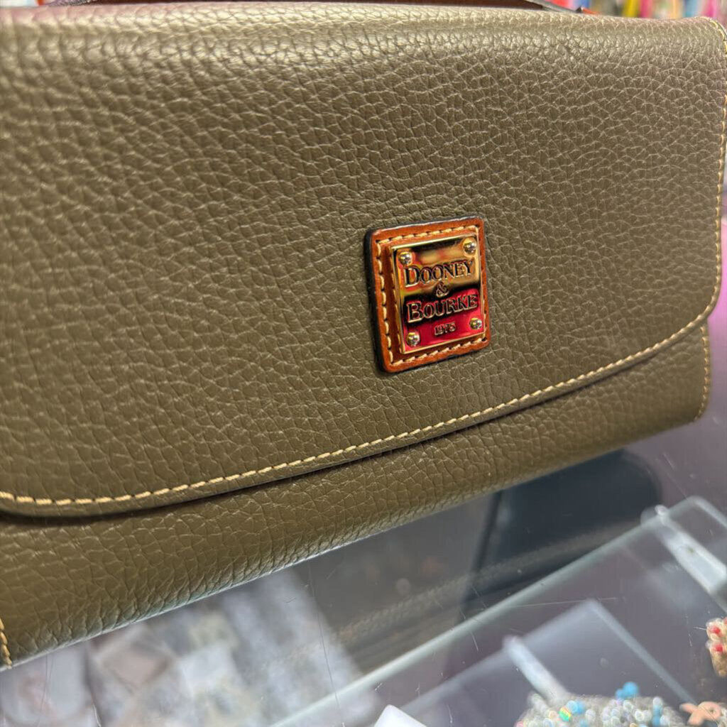 Dooney & Bourke Pebbled Grain Foldover Crossbody
