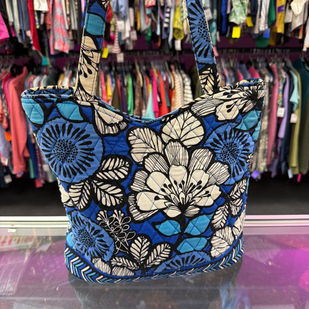 Vera Bradley Quilted Blue Bayou Pattern Tote