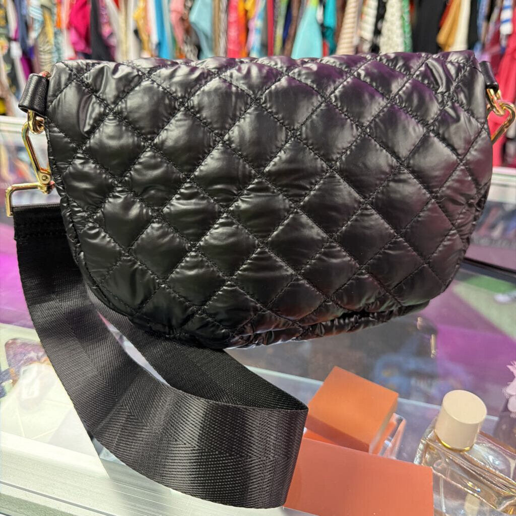 Jen & Co. Quilted Puffer Belt Bag