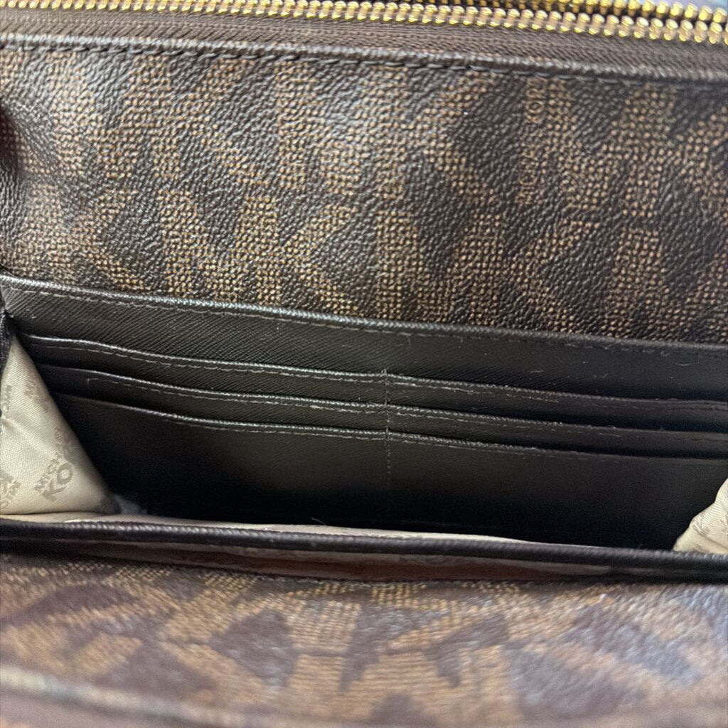 Michael Kors Fulton Double Zip Crossbody Bag Signature Monogram