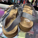 8.5 Andiamo Floral Applique Sandal