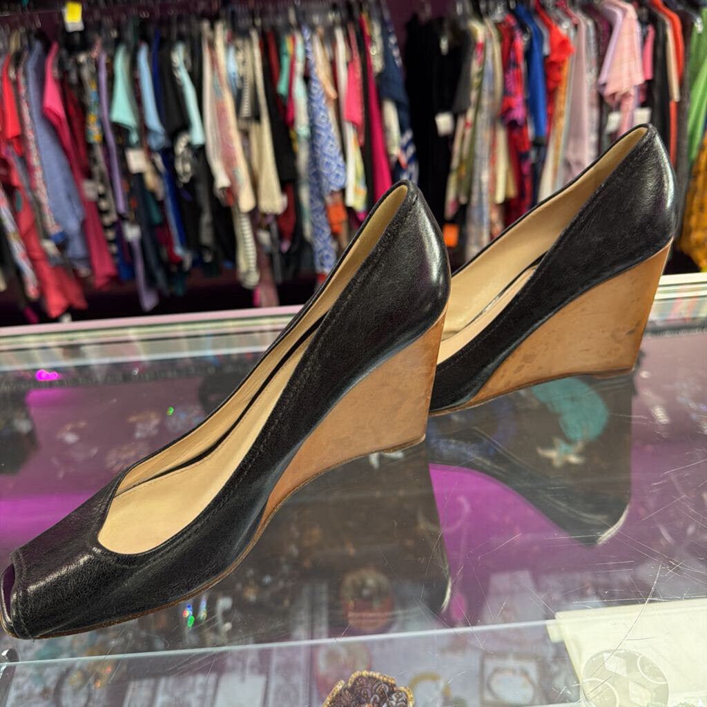 10 Prada VTG Leather Peep-Toe Wedge