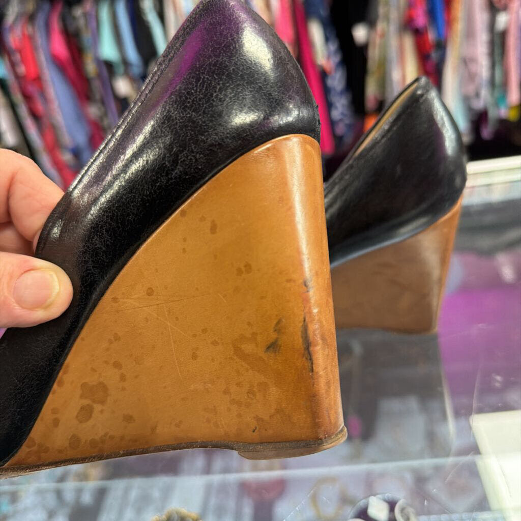 10 Prada VTG Leather Peep-Toe Wedge