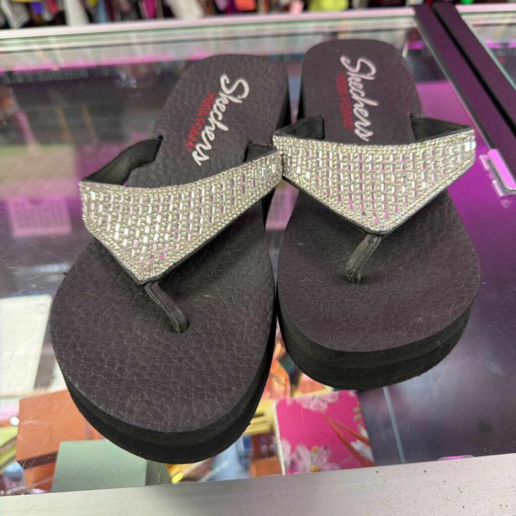 7 Sketchers Rhinestone Foam Thong Sandal