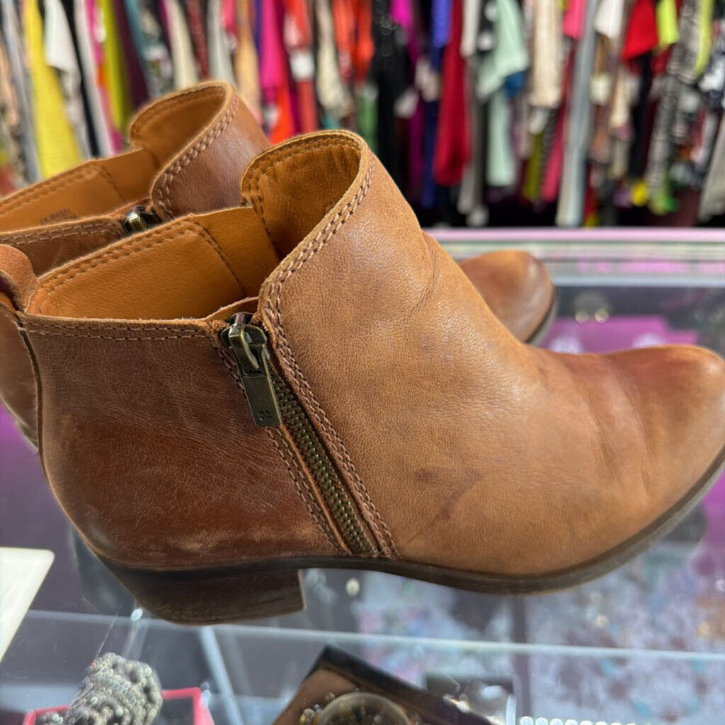 7 Lucky Brand Basel Ankle Bootie Stacked Heel Distressed Leather