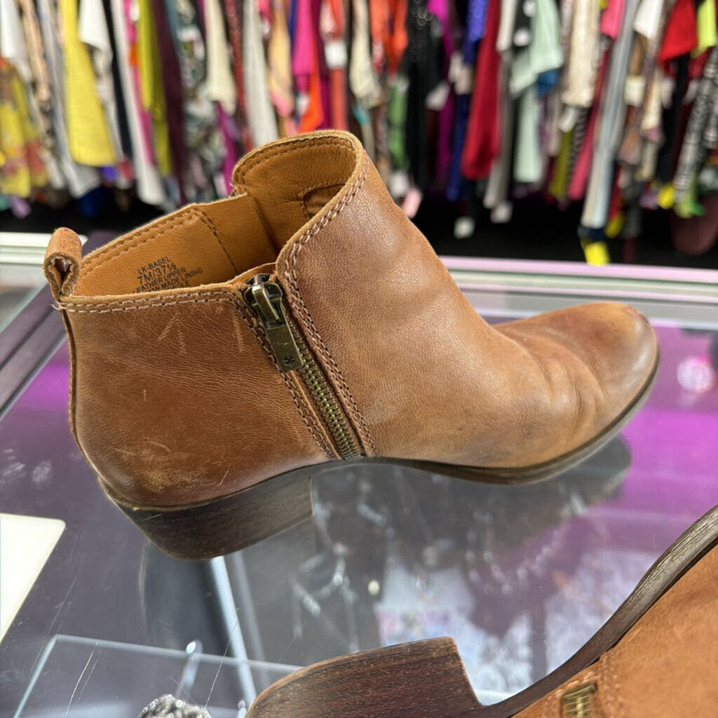 7 Lucky Brand Basel Ankle Bootie Stacked Heel Distressed Leather