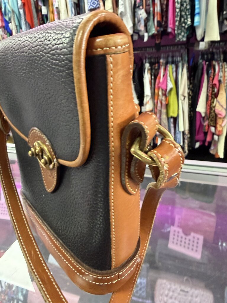 Dooney & Bourke VTG Calvary Spectator Pebbled Crossbody Bag