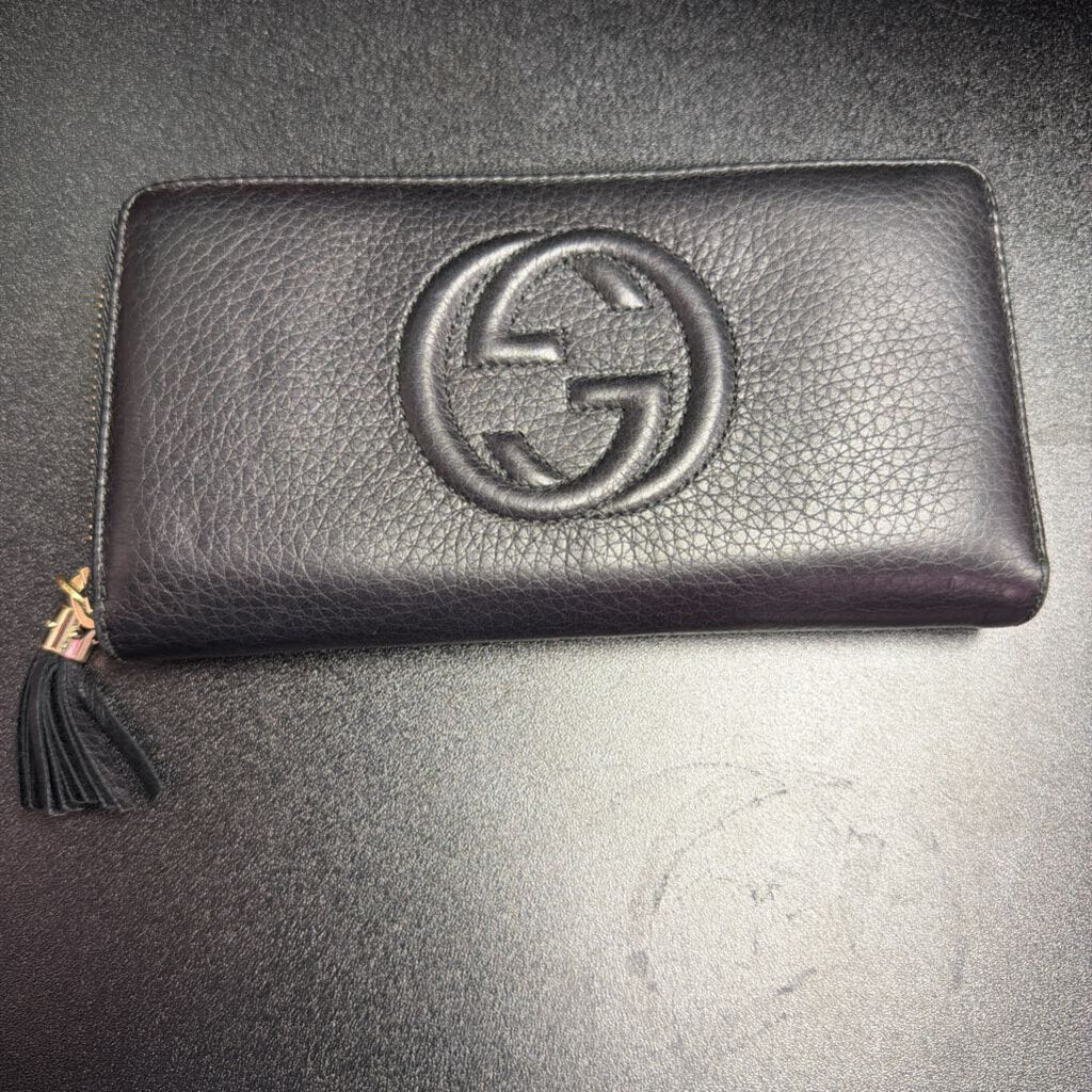 Gucci Soho Calfskin Tassel Wallet