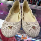 8.5M Michael Kors Juliette Mono Rounded Ballet Flat Bow detail