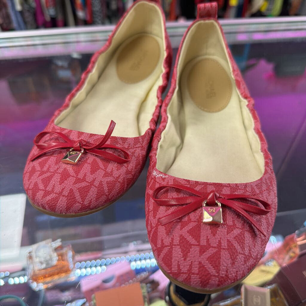 8.5M Michael Kors Juliette Mono Rounded Ballet Flat Bow detail