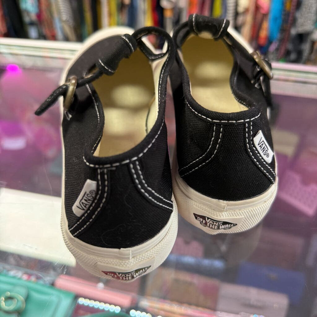 7.5 Converse Style 93 Mary Jane Sneakers