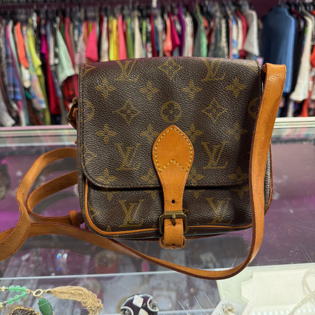 Louis Vuitton Cartouchiere