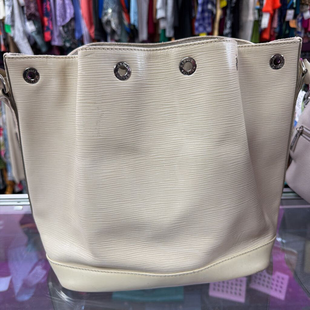 Louis Vuitton Noe Pm AR0162