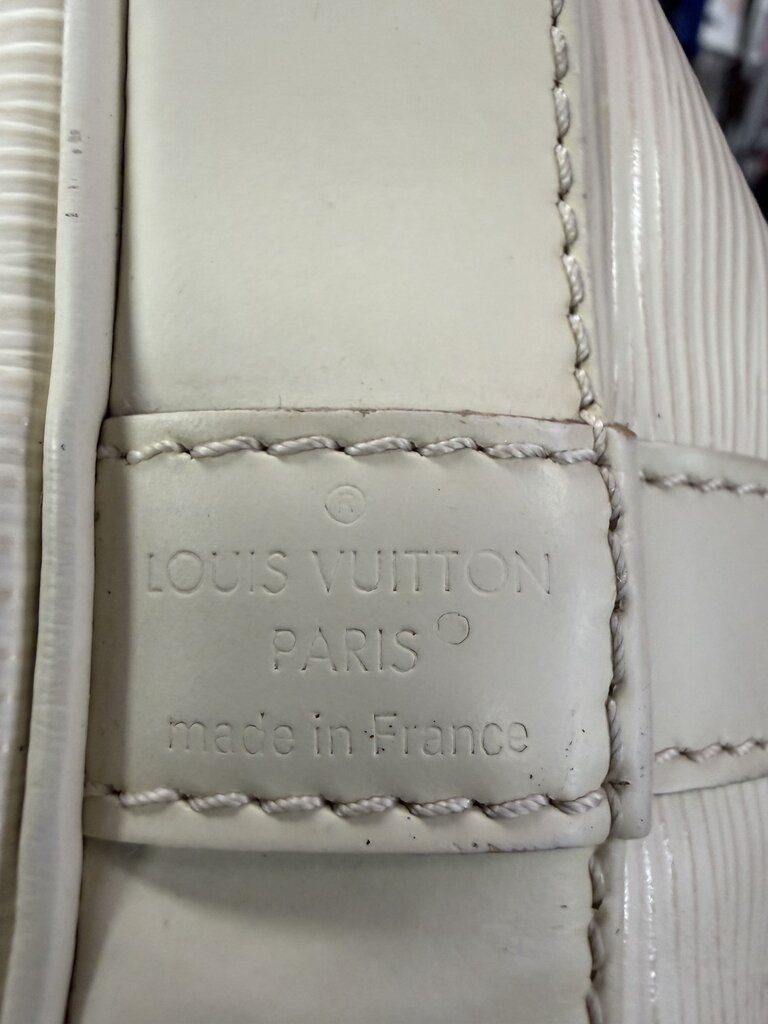 Louis Vuitton Noe Pm AR0162