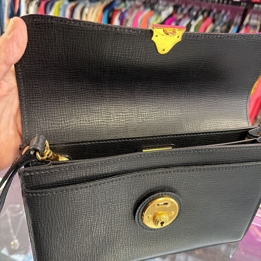 Burberry Vintage Grained Leather Locking Portfolio Clutch House Check Lining Wristlet From1980s-90s