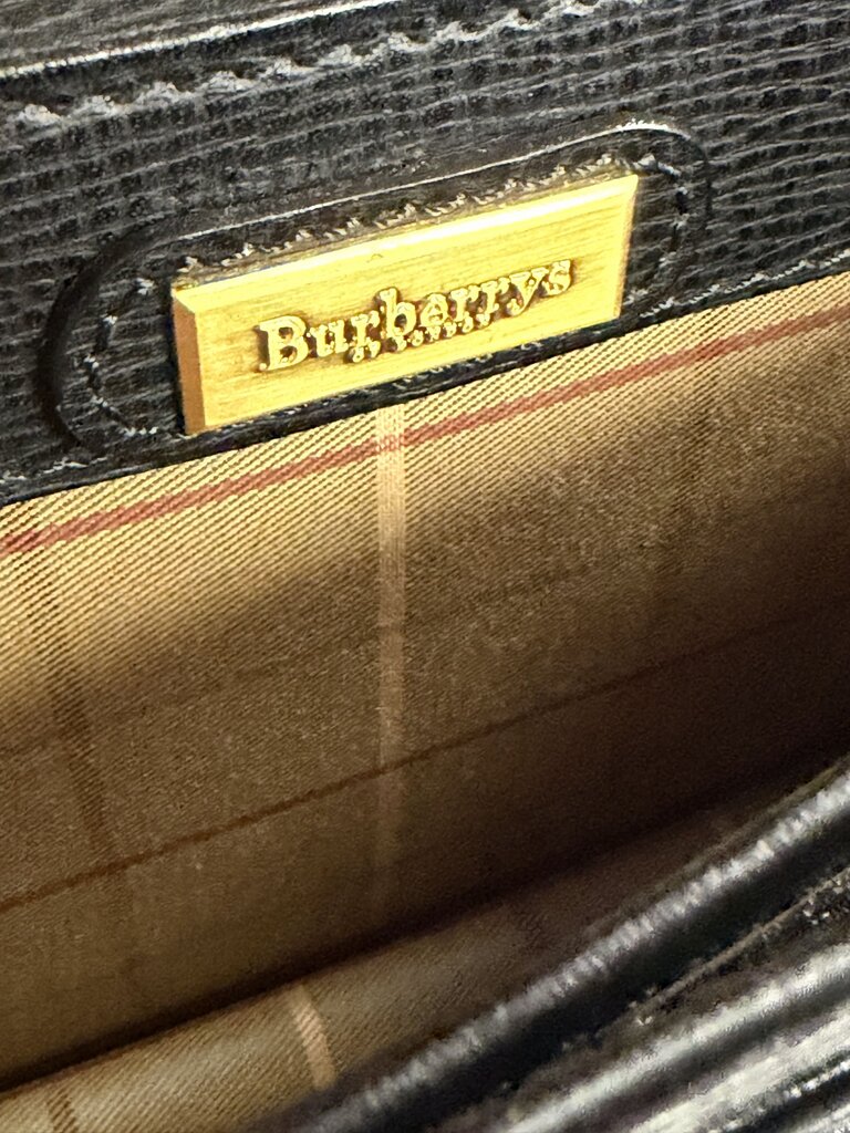 Burberry Vintage Grained Leather Locking Portfolio Clutch House Check Lining Wristlet From1980s-90s