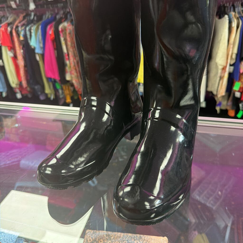 8 Hunter Boots Tall Rubber Rain Boot