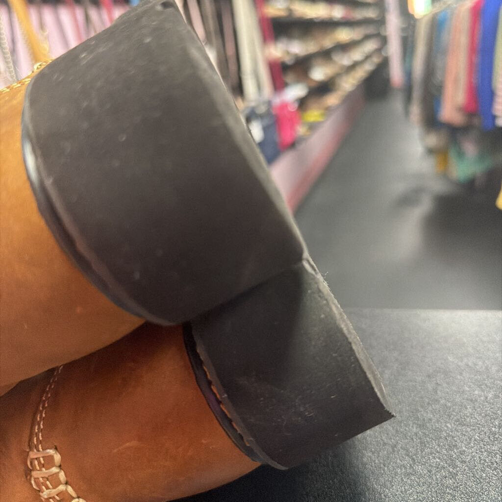 7 Ariat Lace Up Ankle Boot