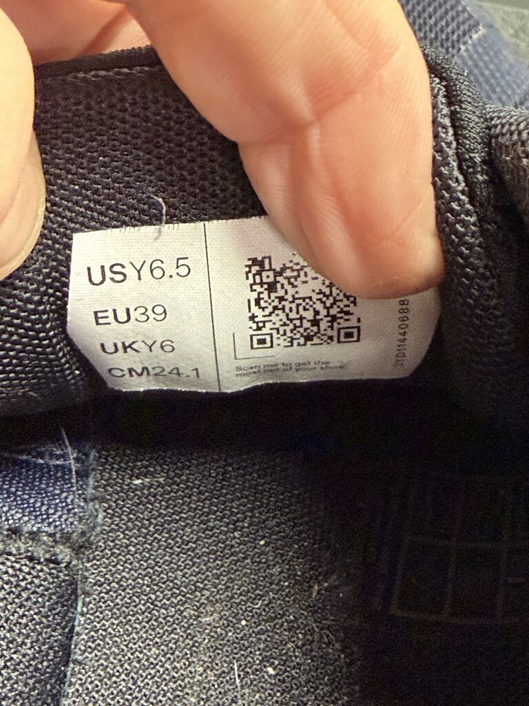 7.5 OC Running Shoe Are Youth Shoes Ladies 7.5