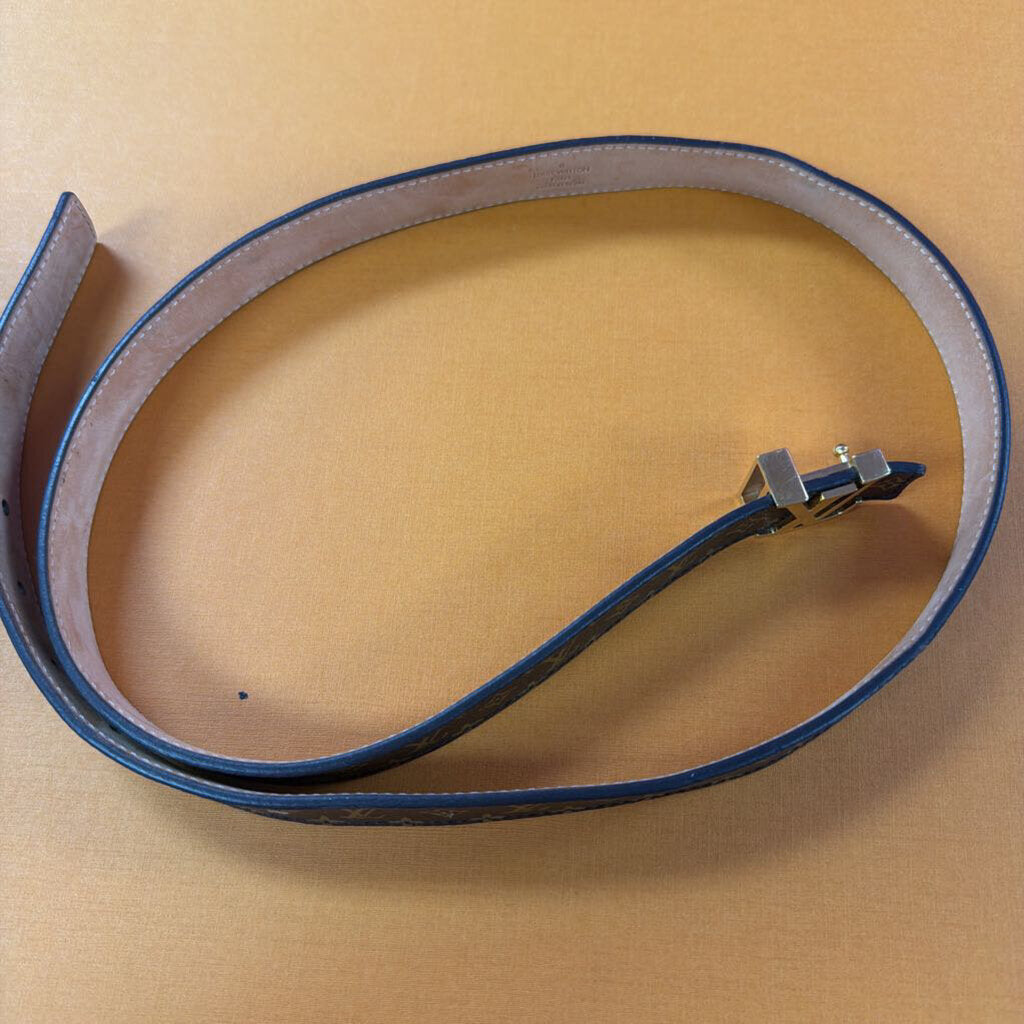Louis Vuitton Monogram LV Belt M9781