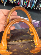 Louis Vuitton Speedy 25 France during October 1990.Pull Tag Inside