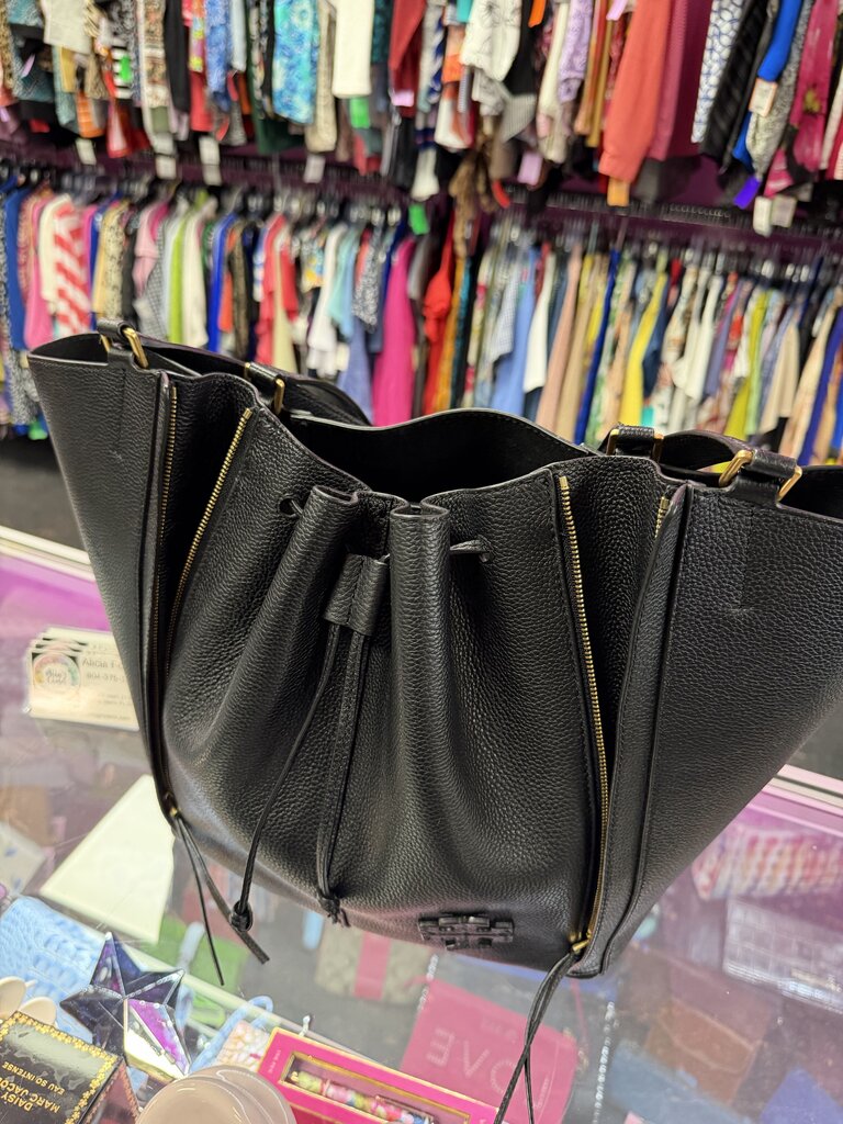 Tory Burch Dragonfly McGraw Oversized Tote In Pebbled Leather
