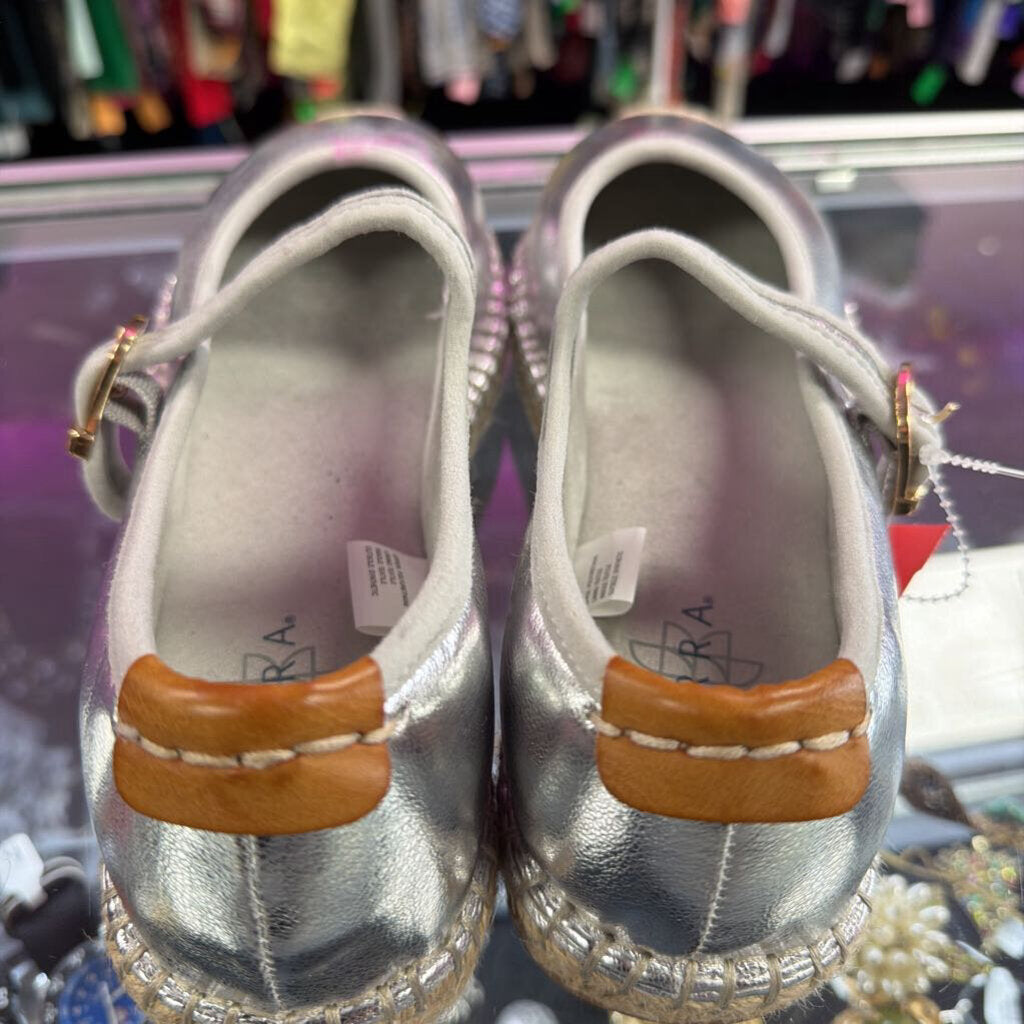 10 Serra Espadrille Silver Metallic Mary Jane