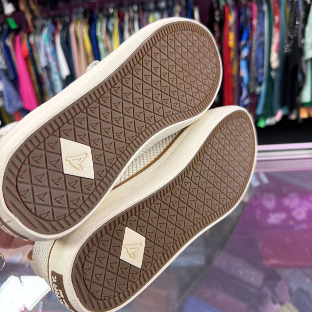 9.5 Sperry Crest Vibe Knit Sneaker