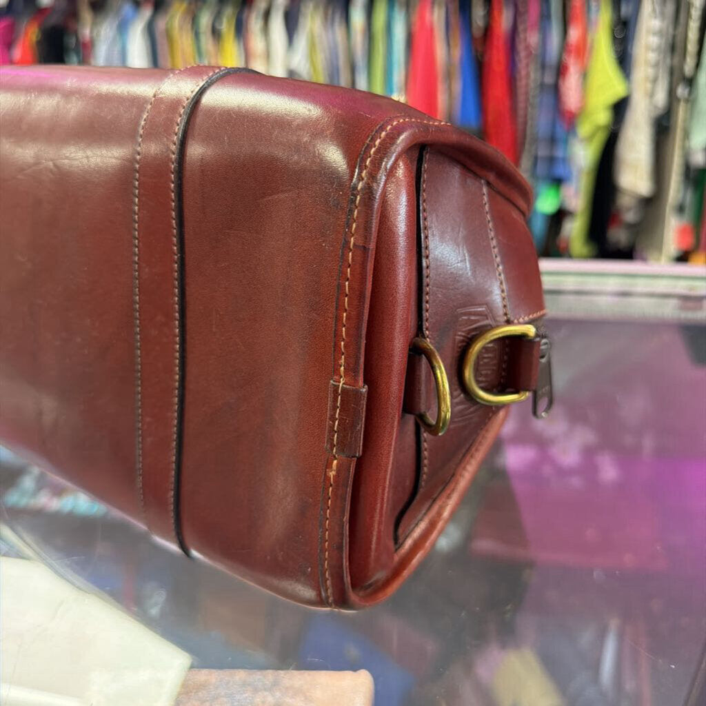 Arlington Greene LTD Smooth Leather Vintage Satchel