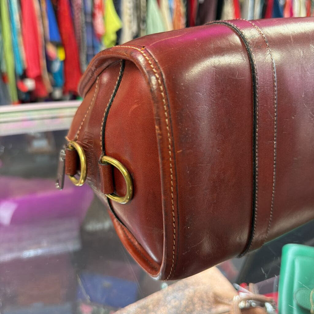 Arlington Greene LTD Smooth Leather Vintage Satchel
