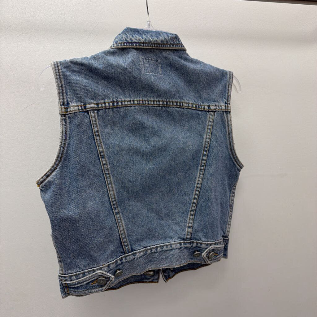 MED SLess Four Button Denim Vest
