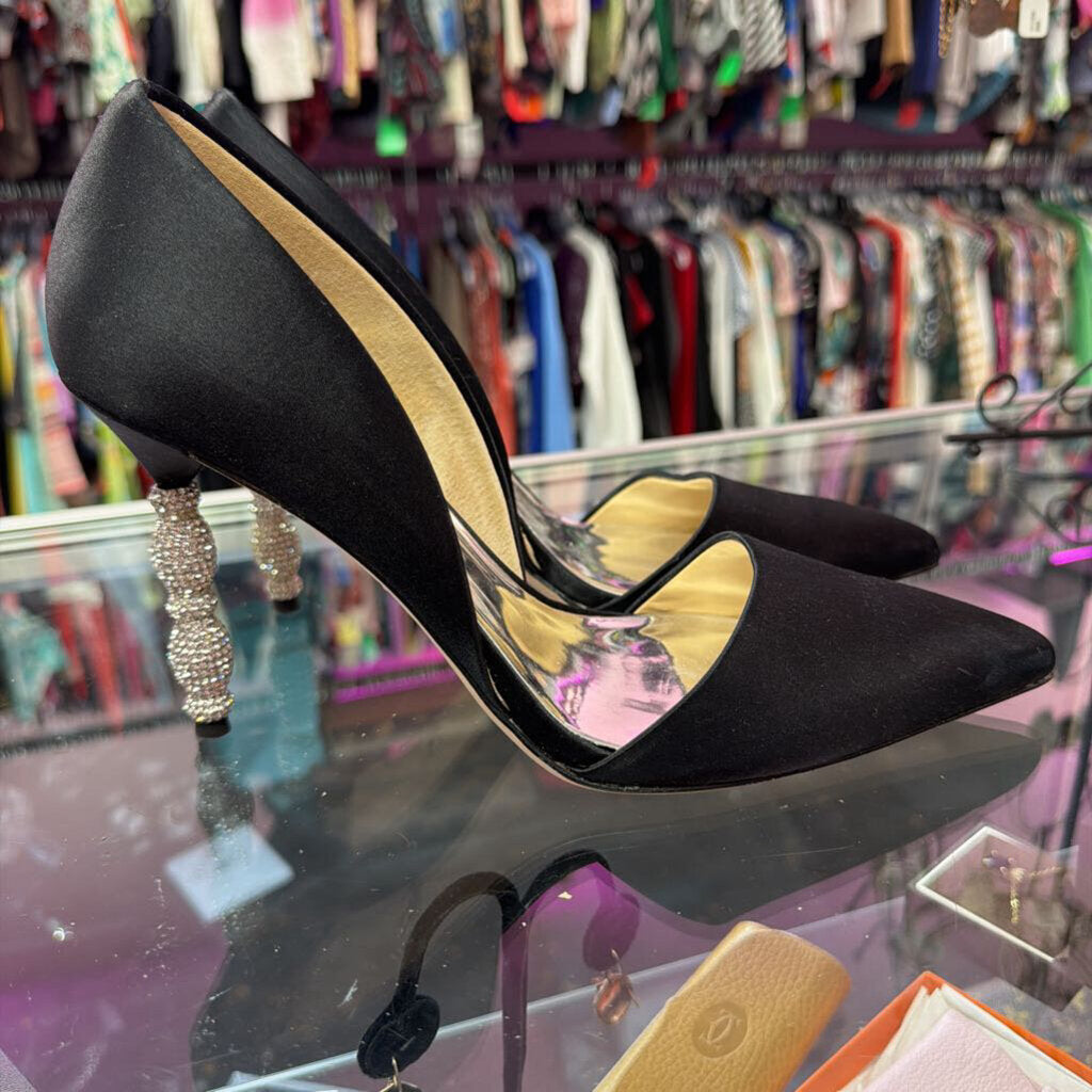 9 Badgley Mischka Karma Pumps Satin Pointed Heel