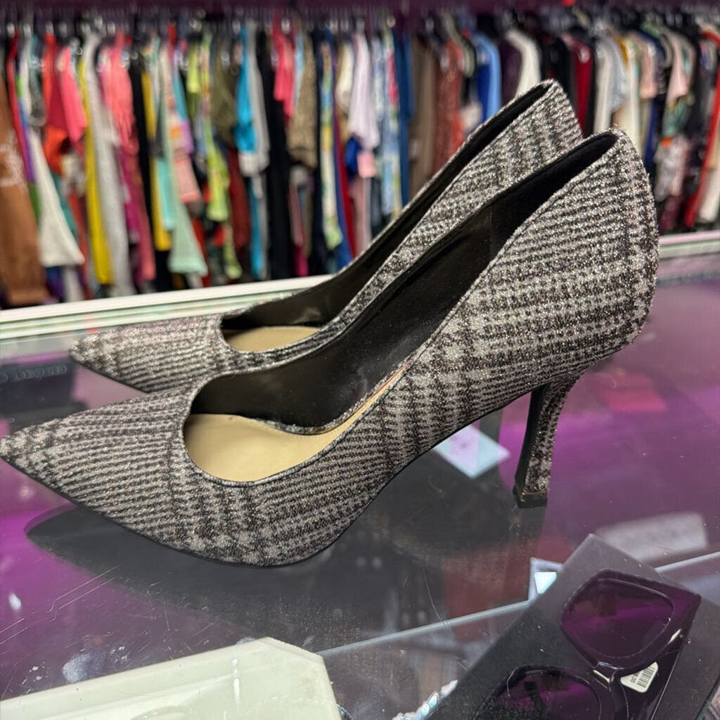 9 Kenneth Cole Romi Houndstooth Glitter Pumps