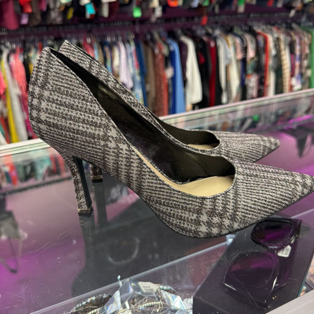 9 Kenneth Cole Romi Houndstooth Glitter Pumps