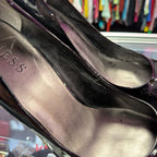 9 Guess Patenr Rounded Heel