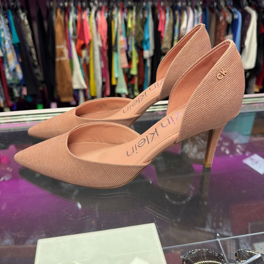 9 Calvin Klein Gloria D'Orsay Pumps Ribbed Finish Heel