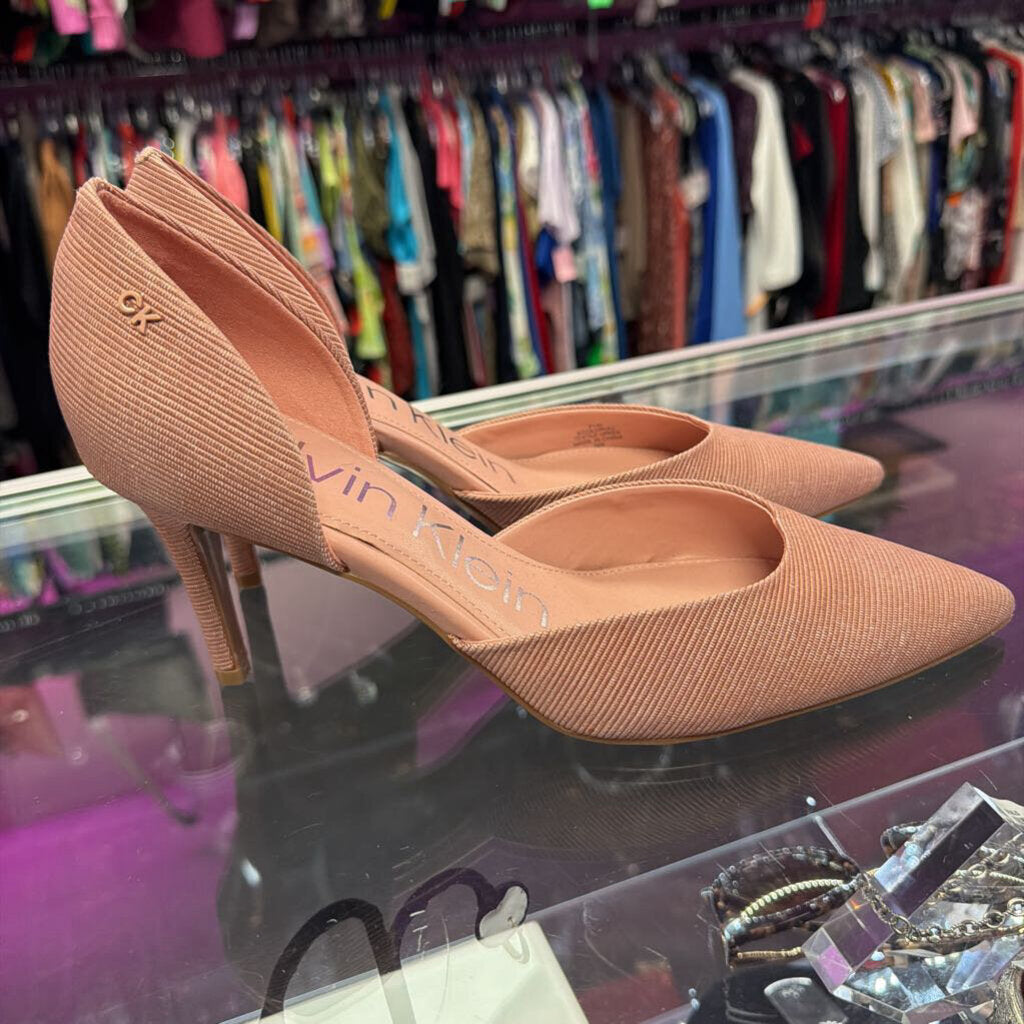 9 Calvin Klein Gloria D'Orsay Pumps Ribbed Finish Heel