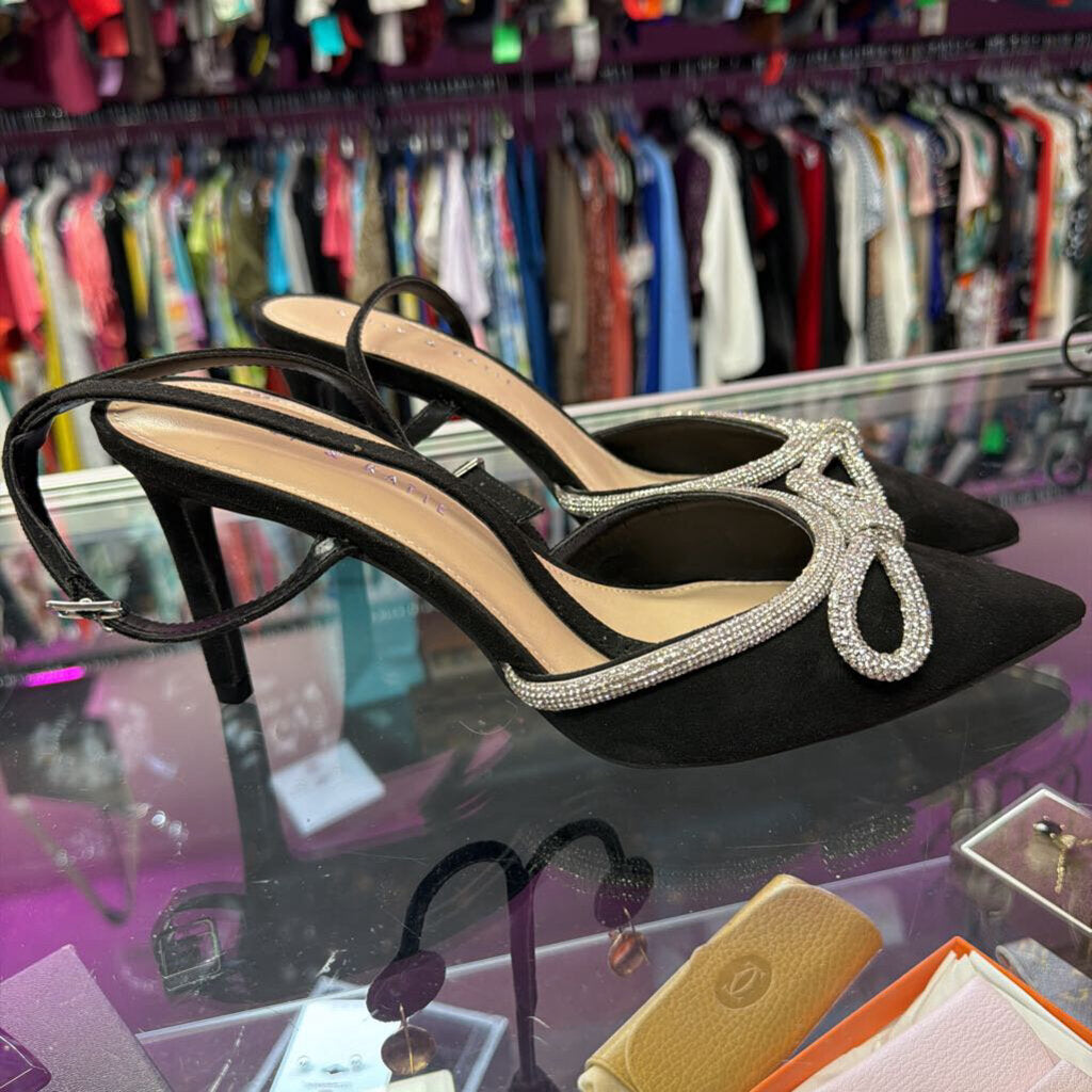9 Kelly & Kate Pointed Ankle Strap Rhinestone Bow Detail Flat